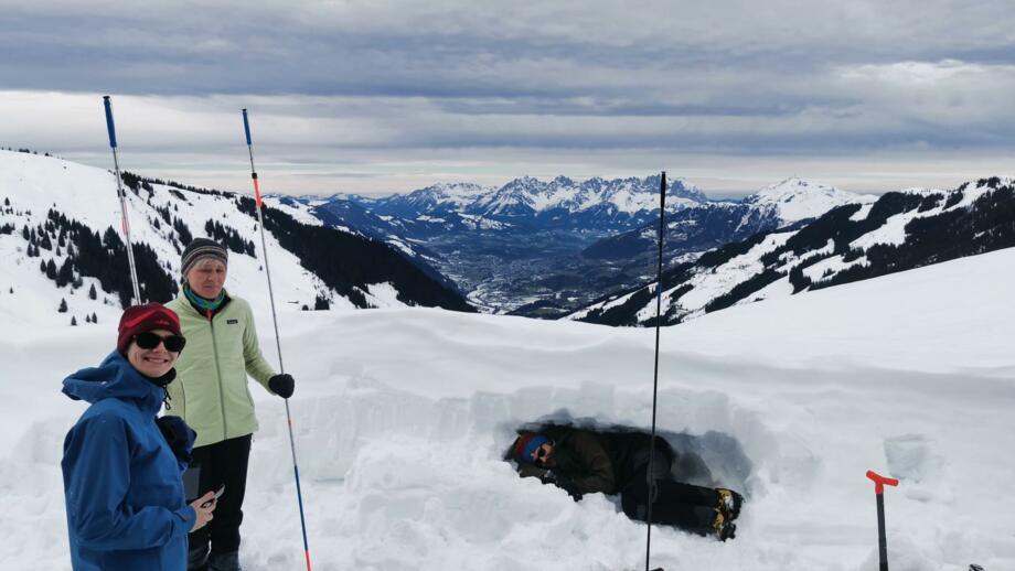 oesterreich-kitzbueheler-alpen-bochumer-huette-schneeschuhwandern-seboc-img-20231226-132359.jpg