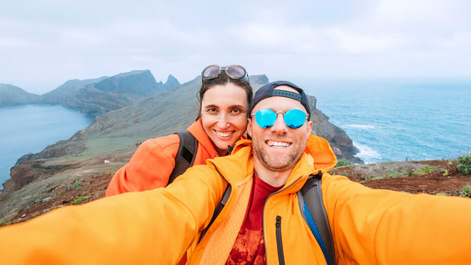 Selfie von zwei Wanderern auf der Halbinsel Ponta de Sao Lourenco
