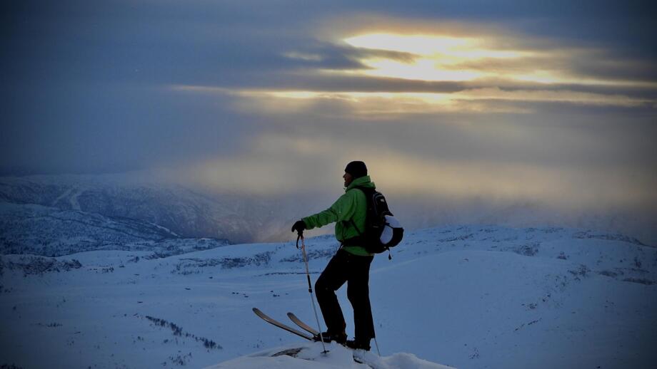 norwegen-skitouren-nosog-powder paradies-sognefjord-sogndalsdalen-fjaerland (2).jpg