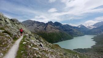 schweiz_wallis_wandern_alpenueberquerung_hwhaute (12).jpg