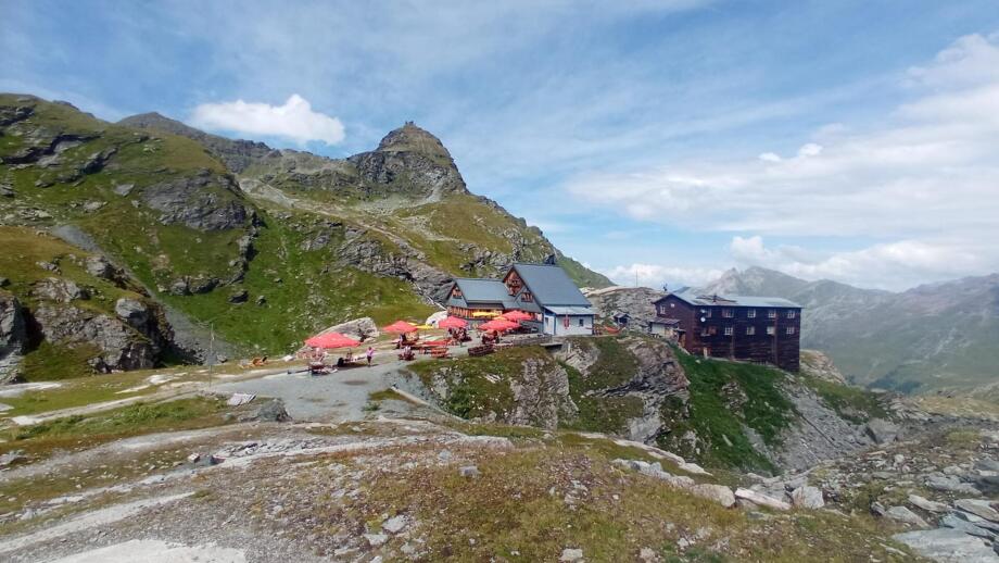 schweiz_wallis_wandern_alpenueberquerung_hwhaute (14).jpg
