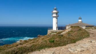 spanien-galizien-esgal-leuchtturm-tourinan-shutterstock-2286147459.jpg