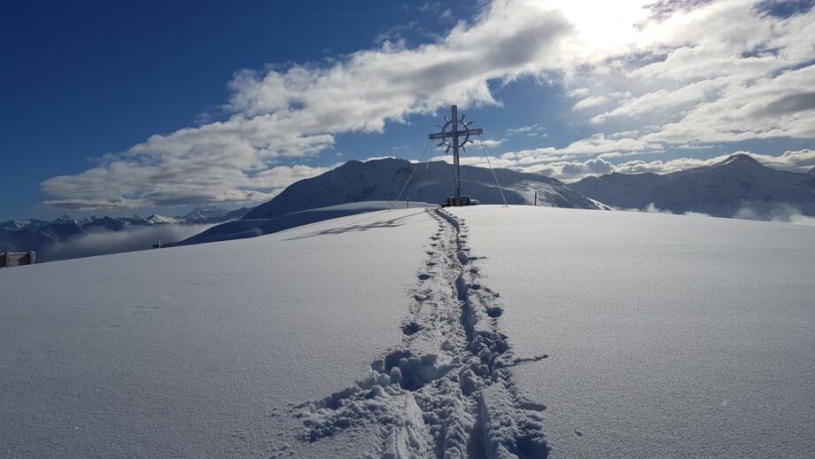 oesterreich-shstein-kitzbuehl-skitour-hotelstuetzpunkt (3).jpg