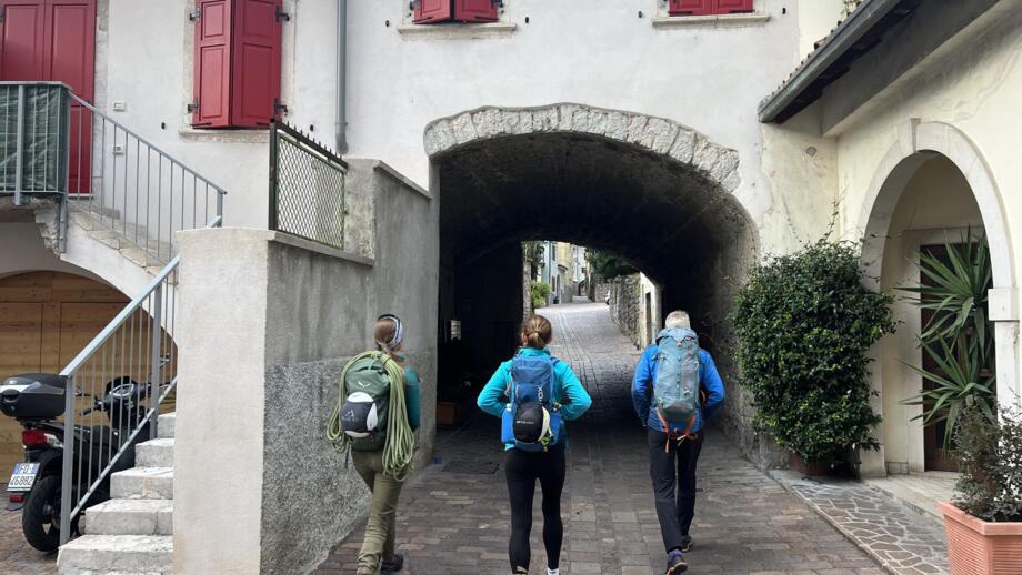 italien-gardasee-arco-grundkurs-klettern-gfgar (19).jpg