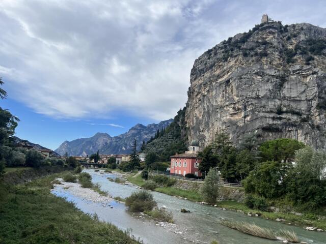 Blick auf Felswand bei Arco