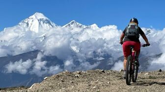 in Mountainbiker in Nepal