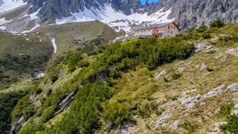 oesterreich-lechtaler alpen-steinseehuette-kletter aufbaukurs-afstei-pxl-20240616-140800063-exported-0.jpg