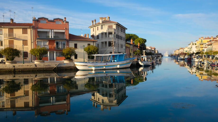 Der Blick auf Grado, das Ziel der Crossbike Transalp.