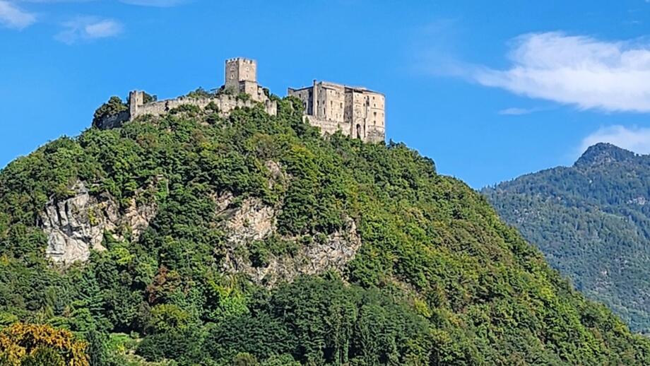 Eine Burg