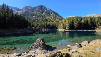 Obernberger See mit Kleiner und Obernberger Tribulaun