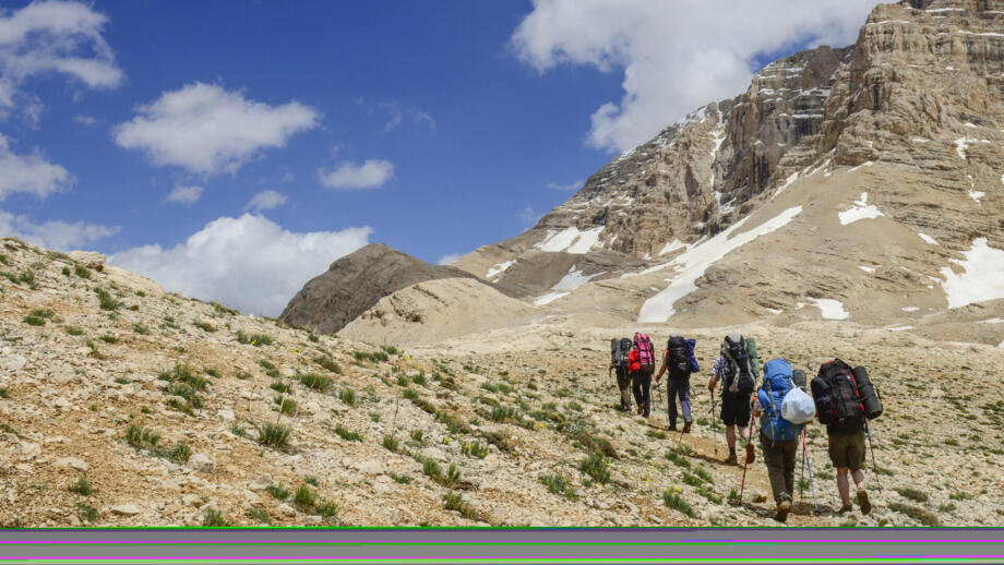 tuerkei-taurus-tutau-aladaglar-nationalpark-hikinggroup-shutterstock_1630529071.jpg