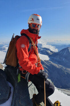 Bergführer Martin Wolsegger in luftigen Höhen