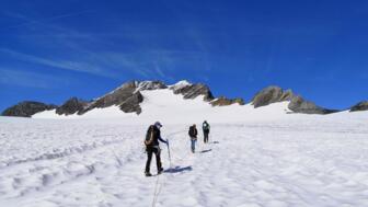 Gruppe im Aufstieg zum Tödi