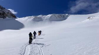 oesterreich-stubaier alpen-sbakfra-snowboard-aufbaukurs-hochtouren-franz-senn-huette-IMG_5843 (42).jpg