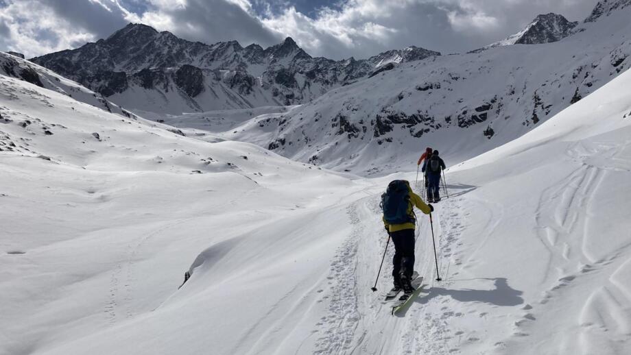oesterreich-stubaier alpen-sbakfra-snowboard-aufbaukurs-hochtouren-franz-senn-huette-IMG_5843 (3).jpg
