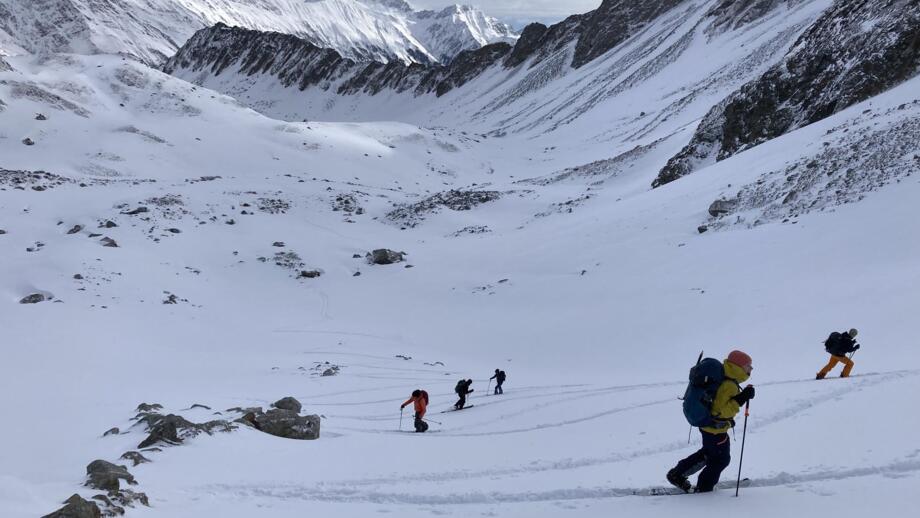 oesterreich-stubaier alpen-sbakfra-snowboard-aufbaukurs-hochtouren-franz-senn-huette-IMG_5843 (6).jpg