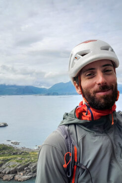 Bergführer Clément Thiele blickt in die Kamera