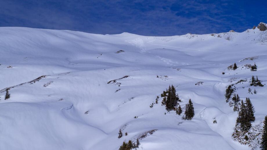 oesterreich-kleinwalsertal-skitouren-riezlern-genuss-und-aktivhotel-sonnenburg-shall-bg-160224-hehlekopf-0012.jpg