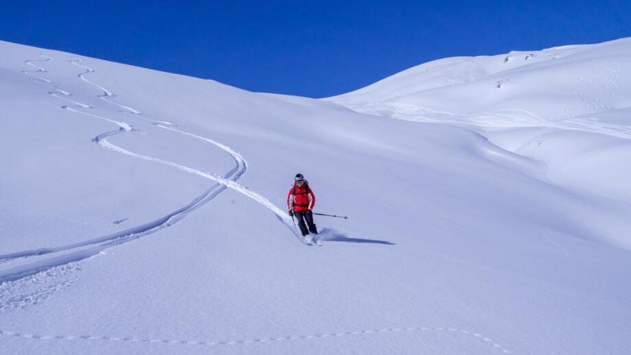oesterreich-kleinwalsertal-skitouren-riezlern-genuss-und-aktivhotel-sonnenburg-shall-bg-160310-kleinwalsertal-0067.jpg