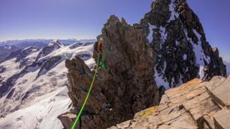 schweiz-bernina-biancograt-pizbernina-hdbia (16).jpg