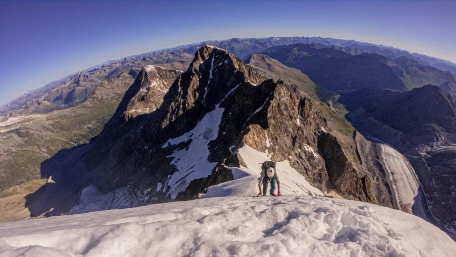 schweiz-bernina-biancograt-pizbernina-hdbia (15).jpg