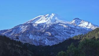 Im Winter trägt der Pico de Orizaba ein weißes Kleid
