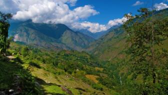 Tal im Annapurnagebiet