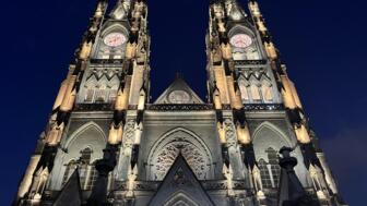 Basilica del Voto Nacinal bei Nacht, Quito