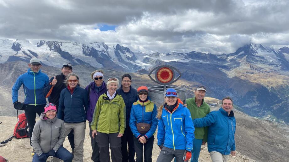 Gruppe am Aussichtspunkt