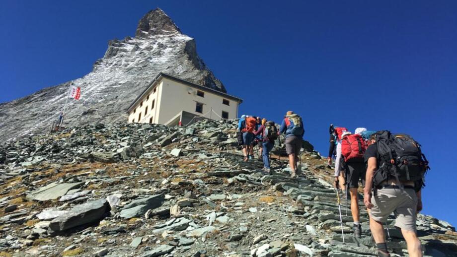 Gruppe im Aufstieg zur Hörnlihütte, Matterhorn