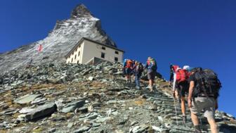 Gruppe im Aufstieg zur Hörnlihütte, Matterhorn