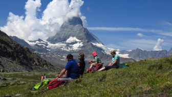 Pause mit Ausblick auf Matterhorn