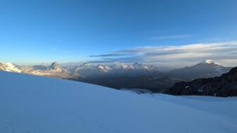 Morgenstimmung Blick auf die Walliser Alpen