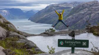 Blick vom Fantapytten hinab in den Lysefjord