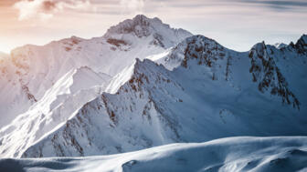 oesterreich-silvretta-ischgl-samnaun-schnee-winterpanorama-shutterstock-1253637136.jpg