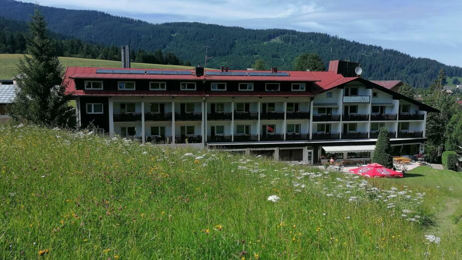 TWALL_Hotel Montana (8).jpg