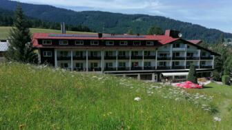 TWALL_Hotel Montana (8).jpg