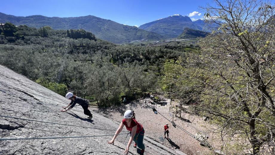 italien-gardasee-klettern-kletterkurs-skgfgar (10).jpg