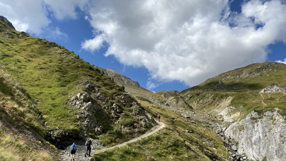 italien-livigno-sehhlivi-wandern-yoga-2022 (5).jpg