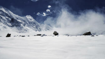 Schweiz_Wallis_Aletsch_Wolken_shutterstock_1080805526.jpg