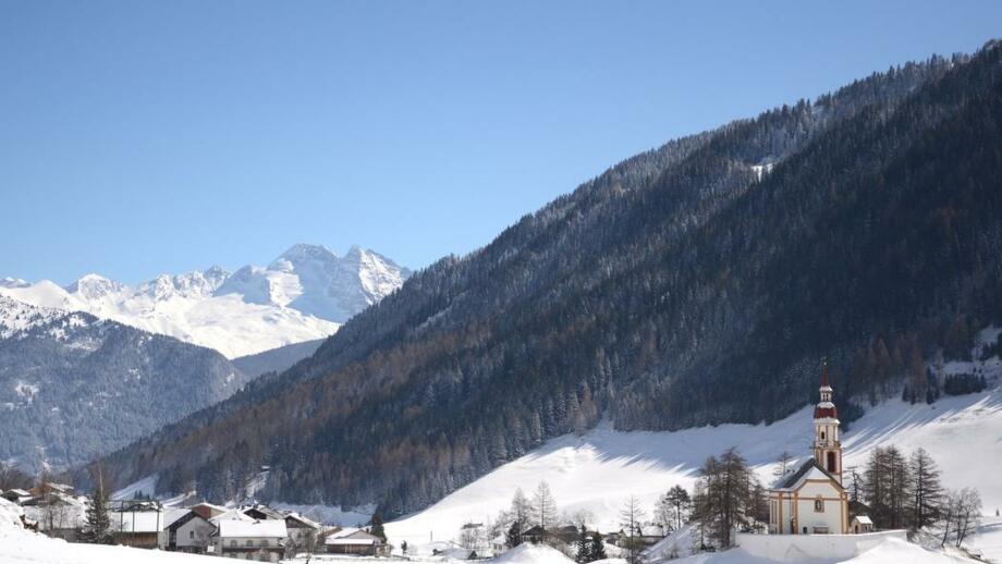 Winter-JoSt-Kirche-Olperer_web.jpg