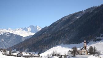 Winter-JoSt-Kirche-Olperer_web.jpg