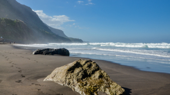 Spanien_Teneriffa_ESTOTE_PlayadelSocorro_shutterstock_391675030.jpg