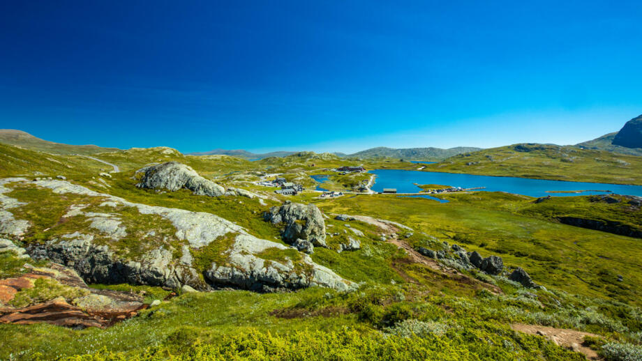 Norwegen-Jotunheimen-Nationalpark-Bygdin-shutterstock_1824888902.jpg