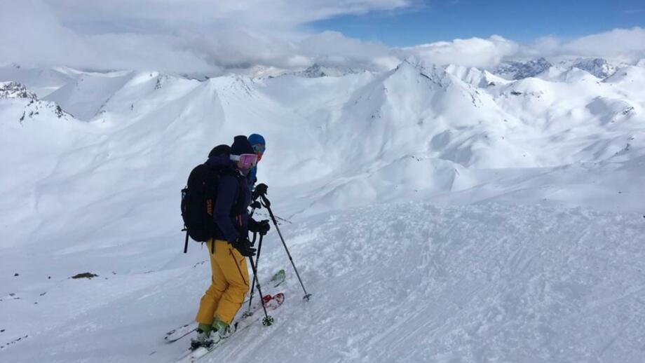 Österreich_Skitouren_Stubai_FSFRA_Winter_YoungSummit_Ausbildung_Gletscher (14).jpg
