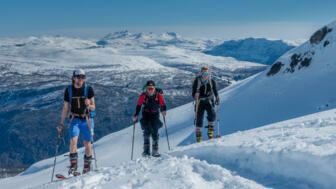 norwegen-skitouren-nosog-powder paradies-sognefjord-sogndalsdalen-fjaerland (4).jpg