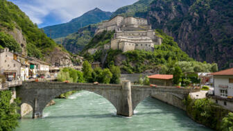italien-valle-d'aosta-forte-di-bard-foto-enrico-romanzi-0972.jpg