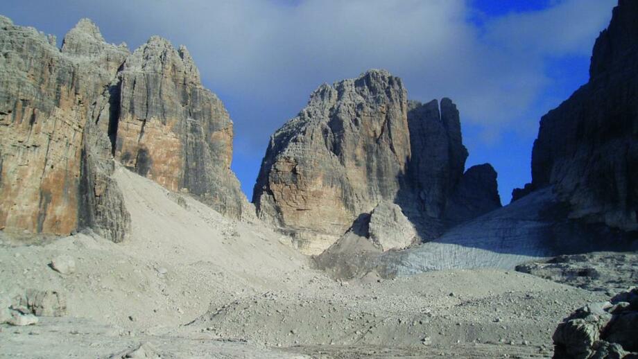 015246_KSBRE_B.jpg