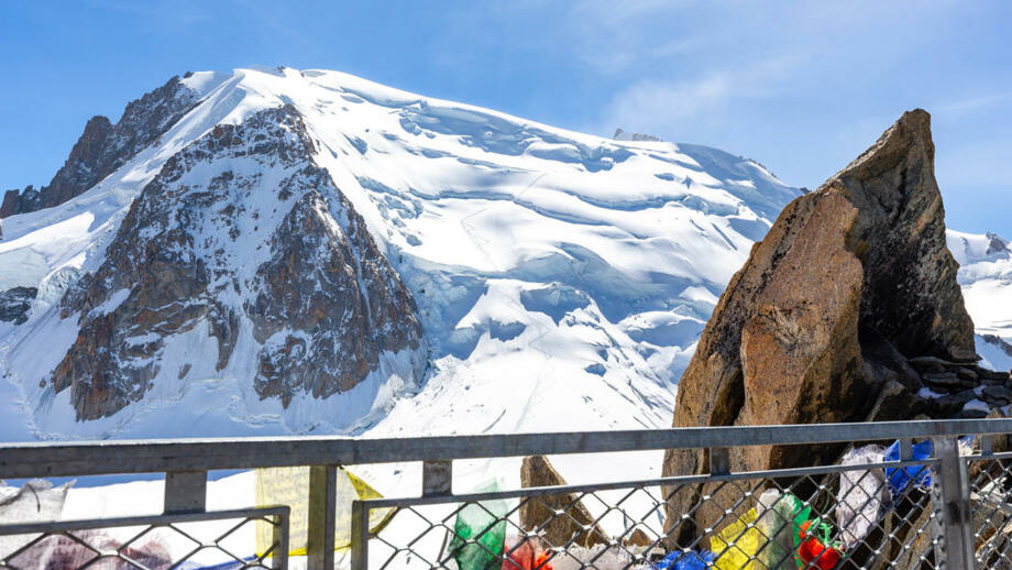 Frankreich_Chamonix_Refuge de Cosmiques_shutterstock_1450609709.jpg