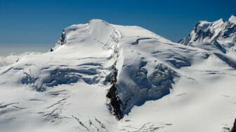 Blick auf das Strahlhorn - ein berühmter Viertausender